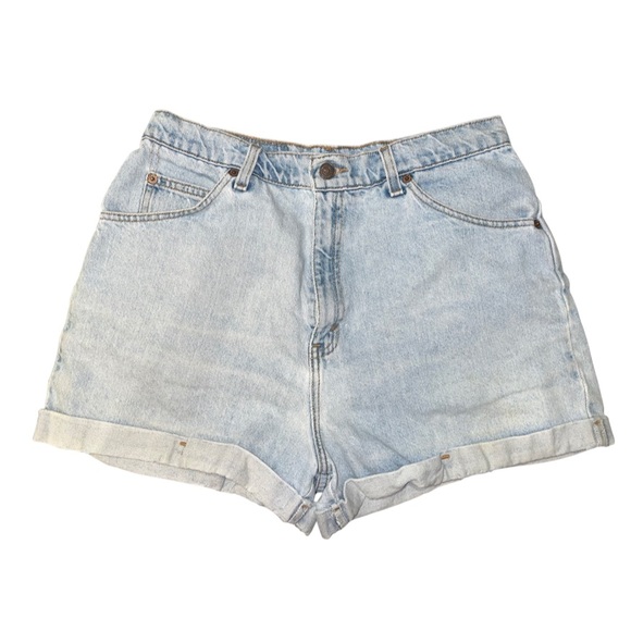 LEVI’S ORANGE TAB JEAN SHORTS - Picture 2 of 3